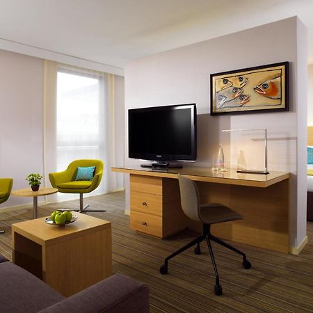 Courtyard By Marriott Montpellier Hotel Екстериор снимка