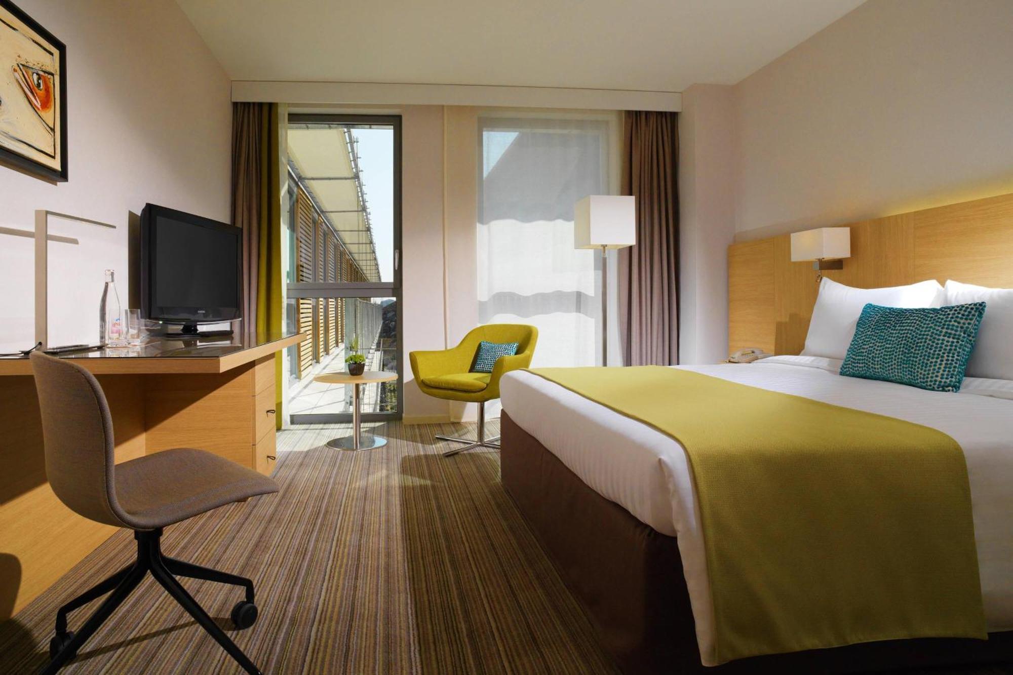 Courtyard By Marriott Montpellier Hotel Екстериор снимка