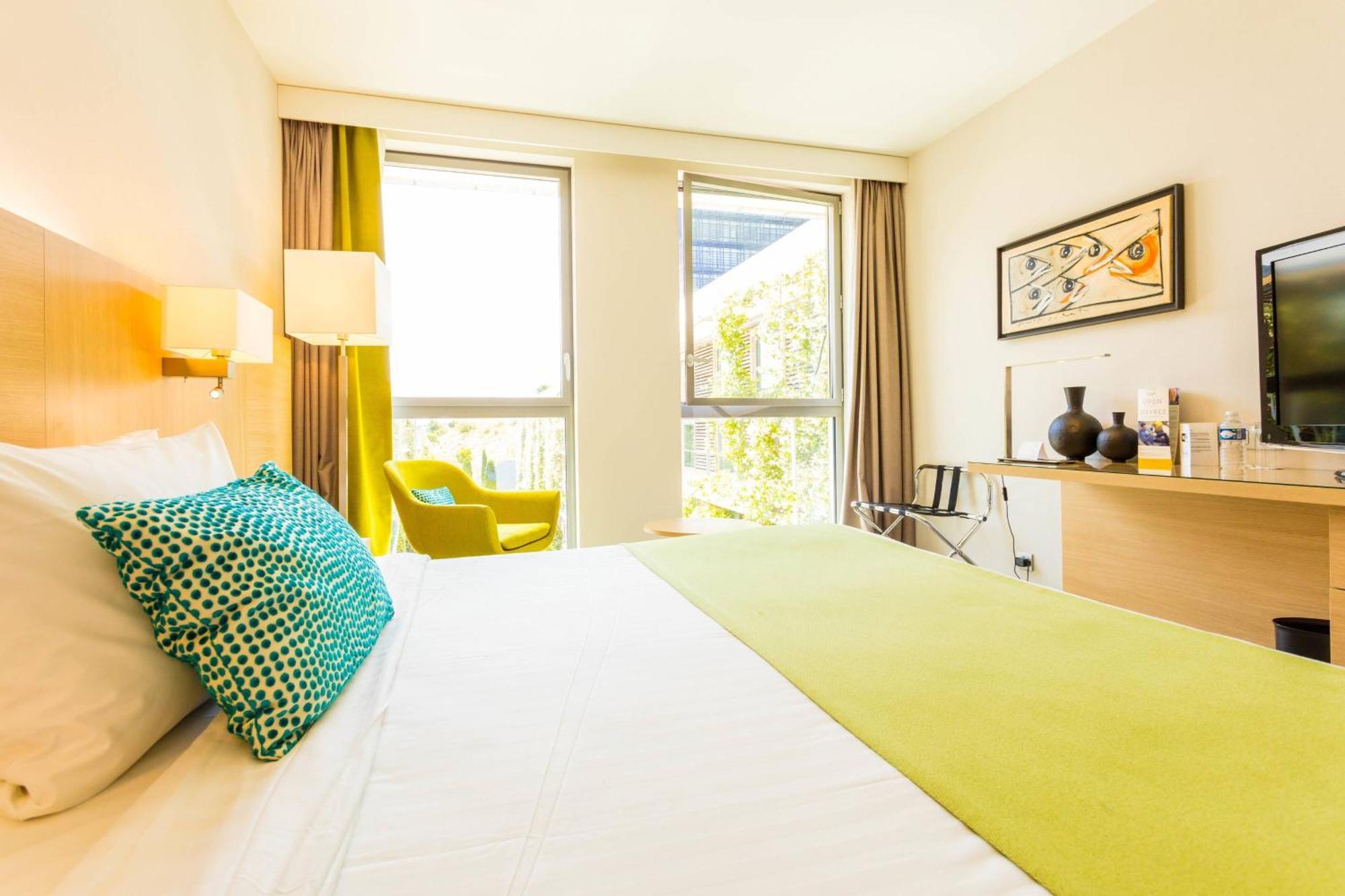 Courtyard By Marriott Montpellier Hotel Екстериор снимка