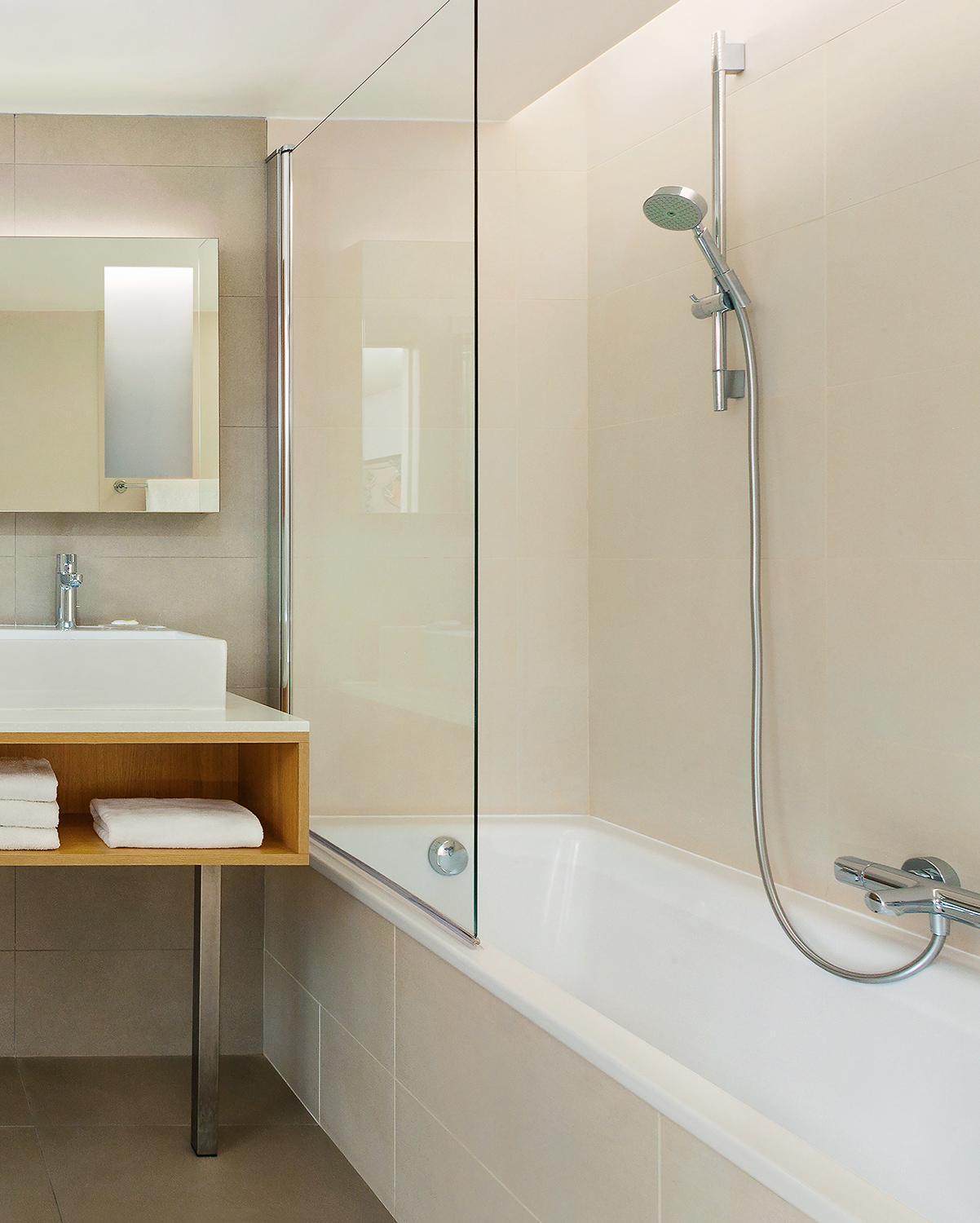 Courtyard By Marriott Montpellier Hotel Екстериор снимка