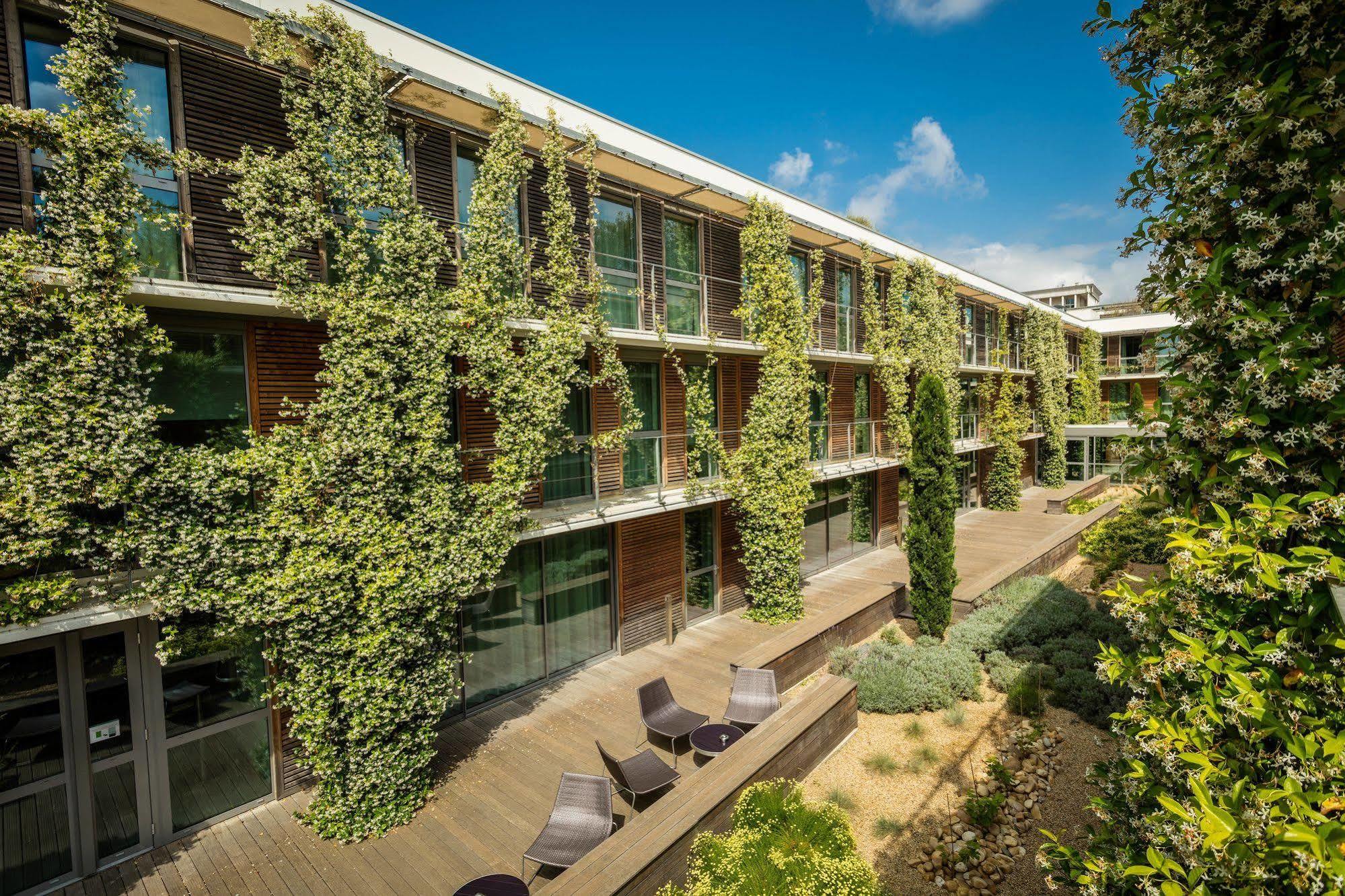 Courtyard By Marriott Montpellier Hotel Екстериор снимка